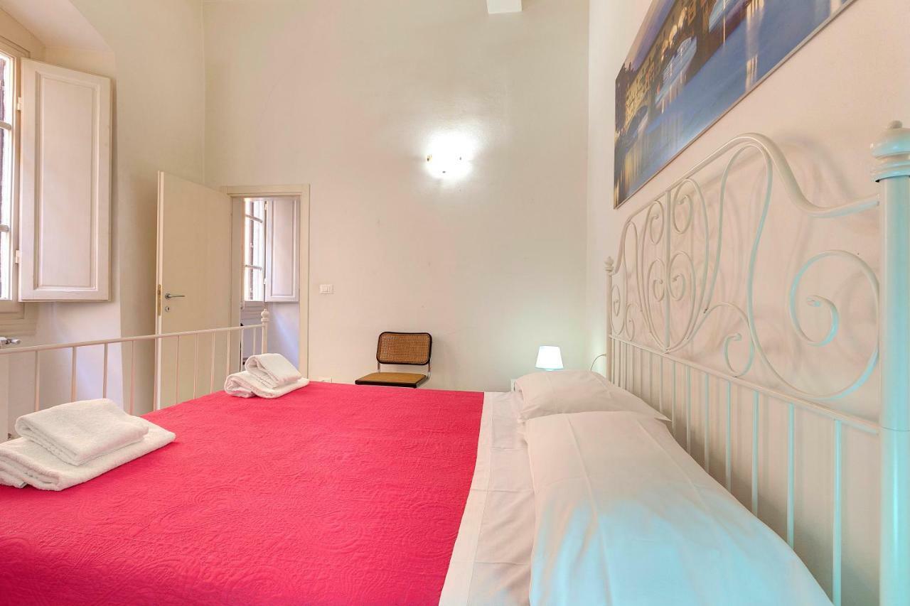 Appuntamento A Ponte Vecchio Appartement Florence Buitenkant foto